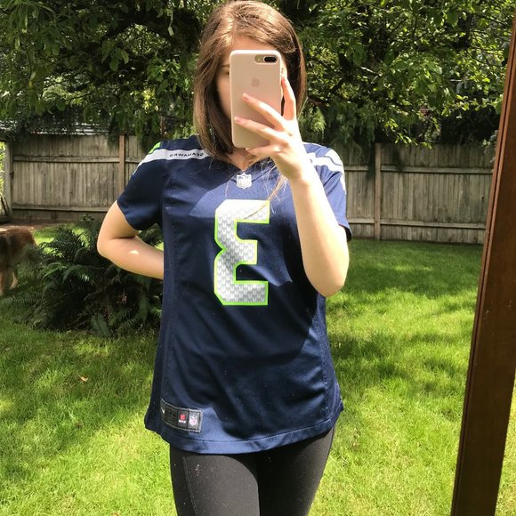 Russell Wilson On Field NFL Jersey - Picture 1 of 4